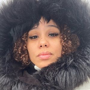 Meet your Posher, Eboni